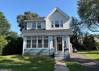 512 Jessamine Avenue - Photo 1