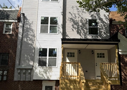 568 Pfeiffer Street - Photo 1