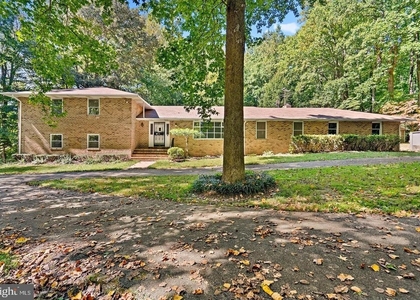 9409 Croom Acres - Photo 1