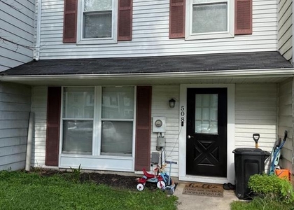 508 Riggs Court - Photo 1
