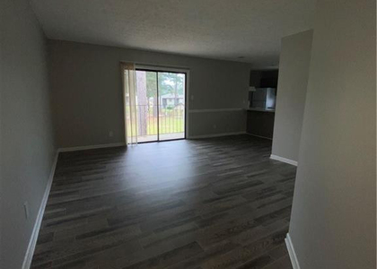 927 Applewood Lane - Photo 1