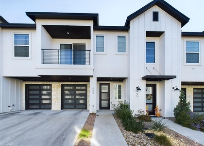 12001 Vista Parke Dr - Photo 1