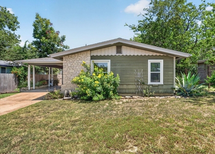 200 E Skyview Rd - Photo 1