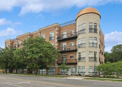 6423 W Touhy Avenue - Photo 1