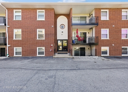 515 N Cass Avenue - Photo 1