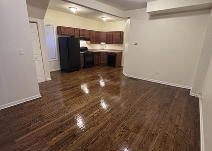 1251 N Springfield Avenue - Photo 1