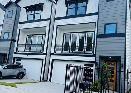2010 Yates Street - Photo 1