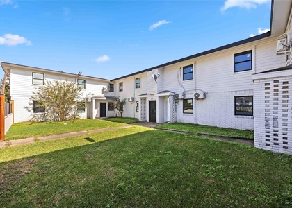 6811 Del Rio Street - Photo 1