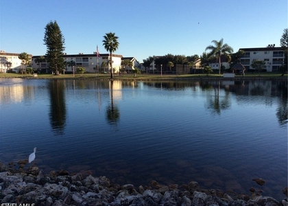 1004 Manatee Road - Photo 1