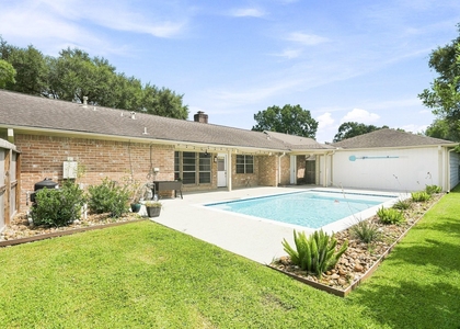 1135 Trowbridge Drive - Photo 1