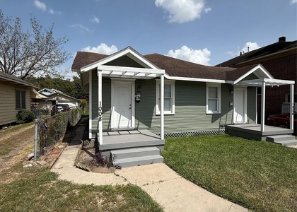 1008 Studewood Street - Photo 1