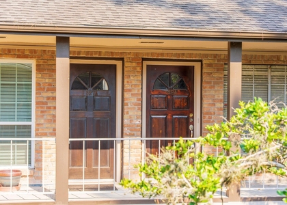 829 Wax Myrtle Lane - Photo 1