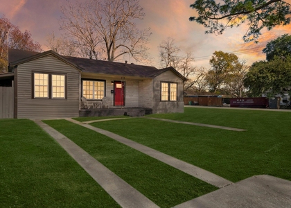 1206 Olive Street - Photo 1