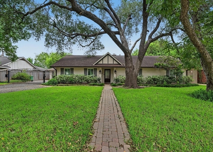 5616 Pine Street - Photo 1