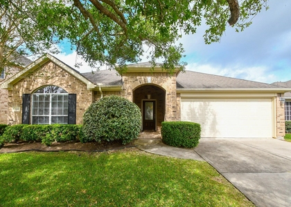 128 Emerald Loch Lane - Photo 1