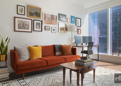 West 36th Street - Photo 1