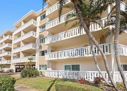1200 N Shore Drive Ne - Photo 1