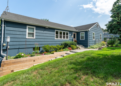 4 Yale Street - Photo 1