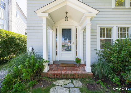 12 Roosevelt Road - Photo 1
