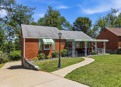 5183 Fieldcrest Drive - Photo 1