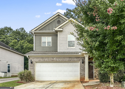 212 Daisy Circle - Photo 1