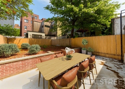 422 Humboldt Street - Photo 1