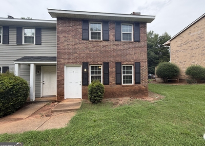110 Chalfont Drive - Photo 1