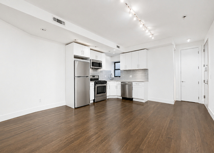 29 Brooklyn Avenue - Photo 1