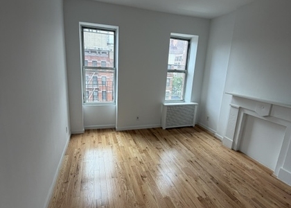 752 9th Avenue - Photo 1
