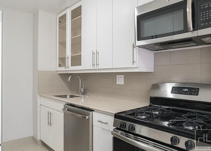 2nd Avenue - Photo 1