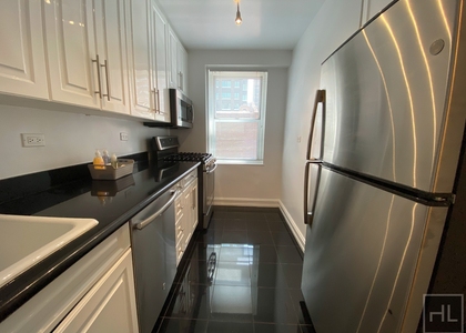 Eighth Avenue - Photo 1