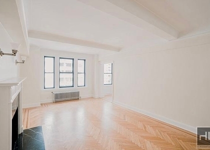 East 68 Street - Photo 1