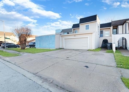 4511 Alamosa - Photo 1