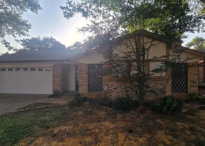1117 Blue Carriage Lane N - Photo 1