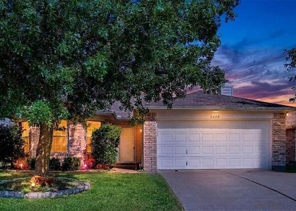 2600 Terrace Drive - Photo 1