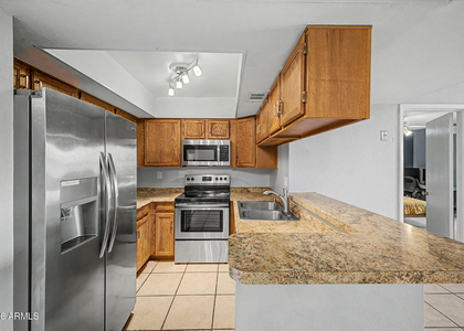 540 N May Street - Photo 1