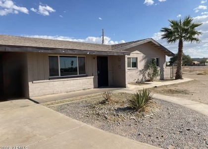 25565 W Makapuu Place - Photo 1