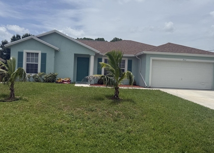 2847 Sw South Calabria Circle - Photo 1