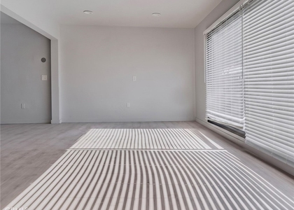 2172 Pacific Ave - Photo 1