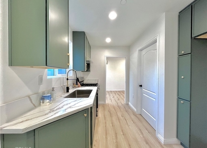938 E Sandra Avenue - Photo 1