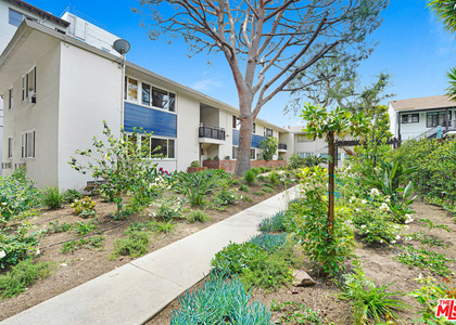 1219 N Crescent Heights Boulev - Photo 1