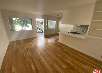 420 Raymond Avenue - Photo 1
