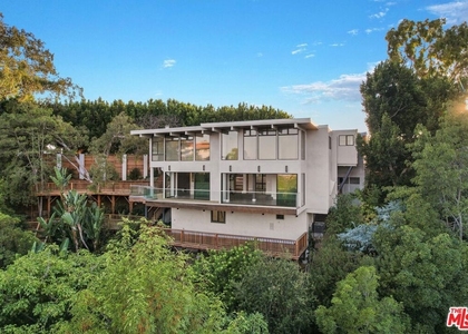 2000 Westridge Road - Photo 1
