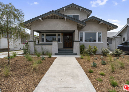 1828 W 41st Place - Photo 1
