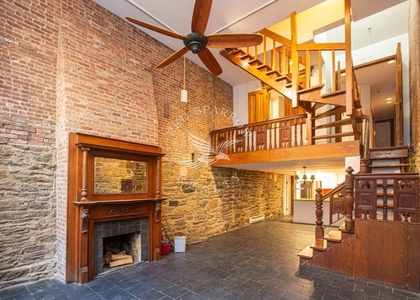 67 W 83rd Street - Photo 1