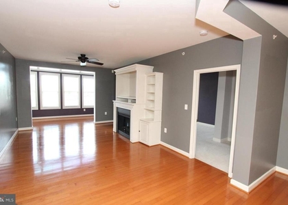 500 Belmont Bay Drive - Photo 1