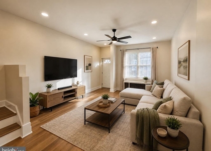 2525 E Madison Street - Photo 1