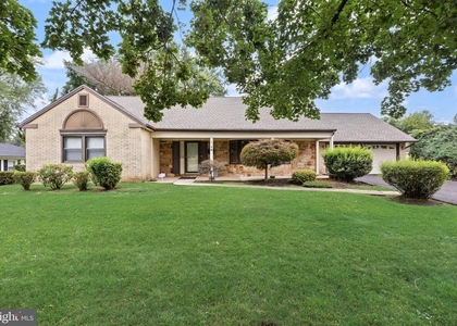 10 Traynor Lane - Photo 1