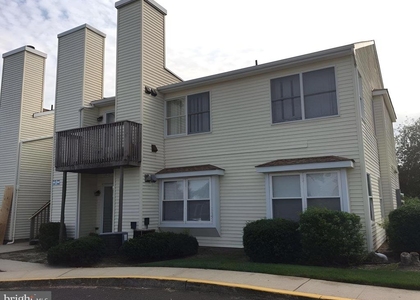 700 N Franklin Avenue - Photo 1