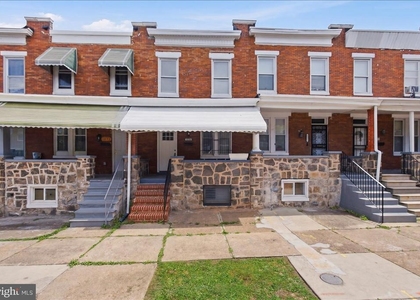 1231 N Potomac Street - Photo 1